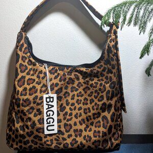 NWT Baggu Nylon Shoulder Bag Leopard (Standard Size)